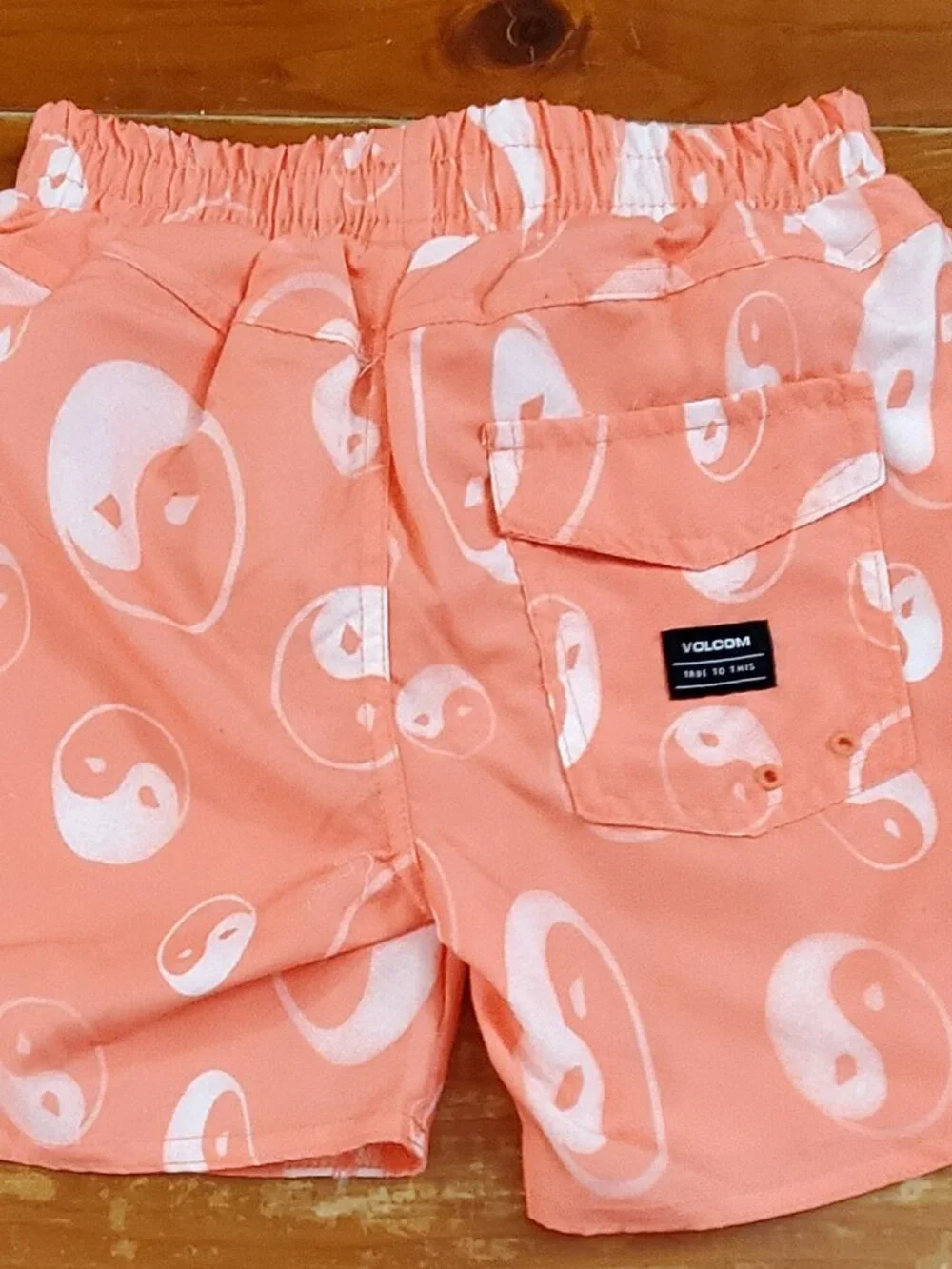 Toddler Boys Volcom T-Shirt & Swim Shorts Set Size 4T  New with Tags